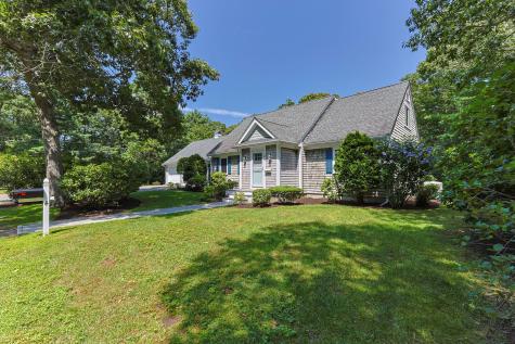 4 Aunt Edith's Road South Yarmouth MA 02664