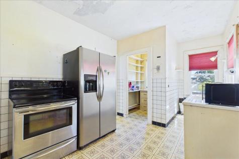 195 High Street Wareham MA 02571