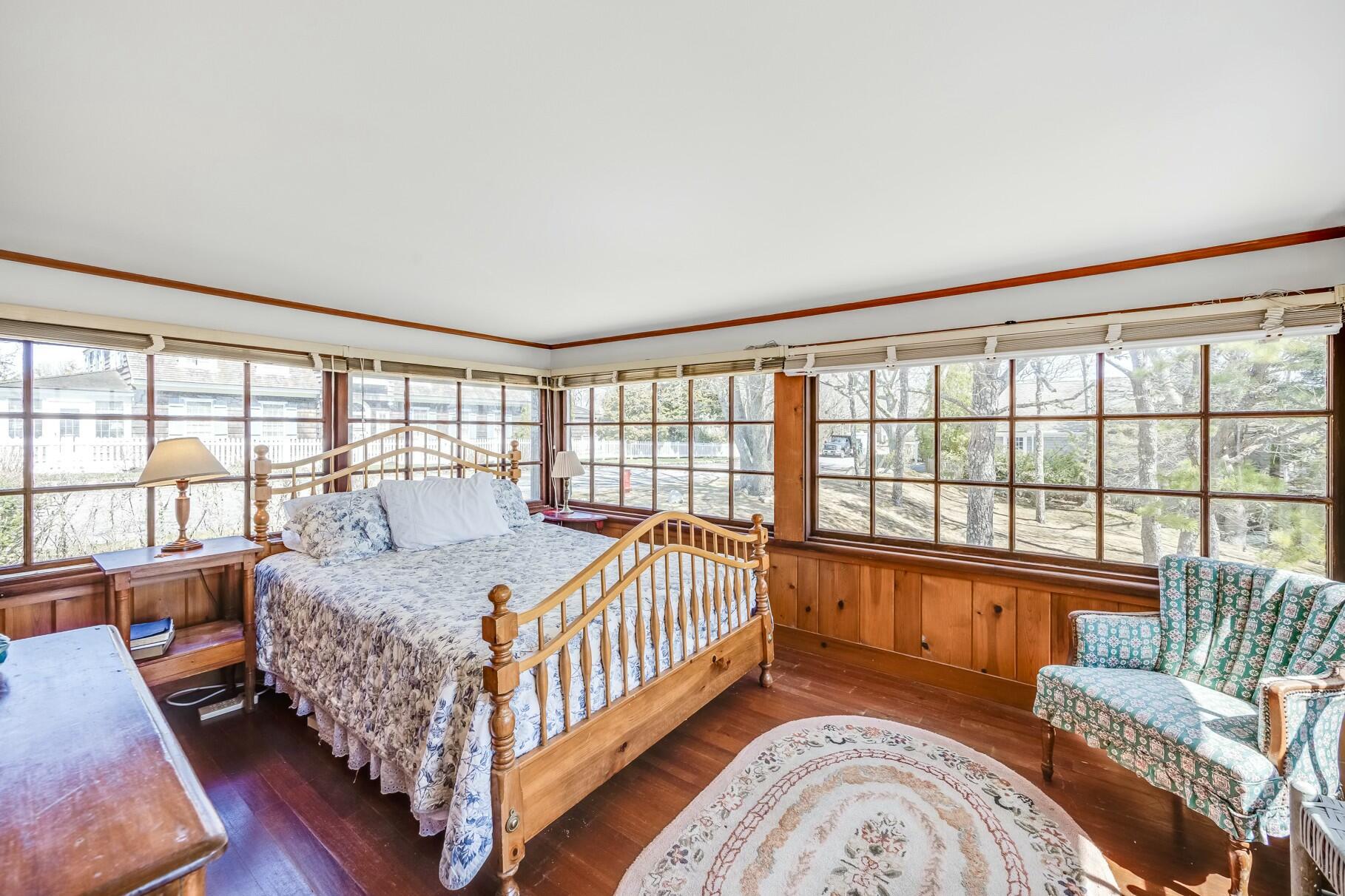 35 Grayton Avenue Barnstable MA 02647