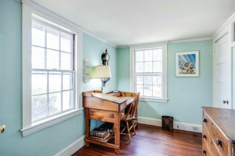 35 Grayton Avenue Barnstable MA 02647