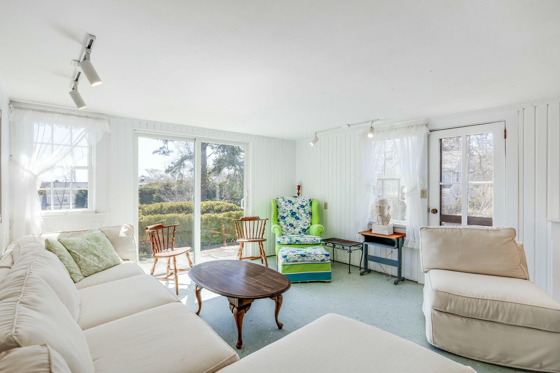 35 Grayton Avenue Barnstable MA 02647