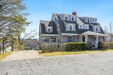 35 Grayton Avenue Barnstable MA 02647