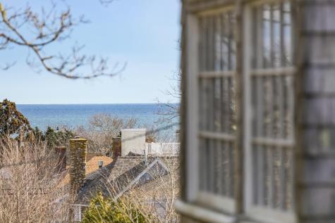 35 Grayton Avenue Barnstable MA 02647