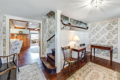 35 Grayton Avenue Barnstable MA 02647