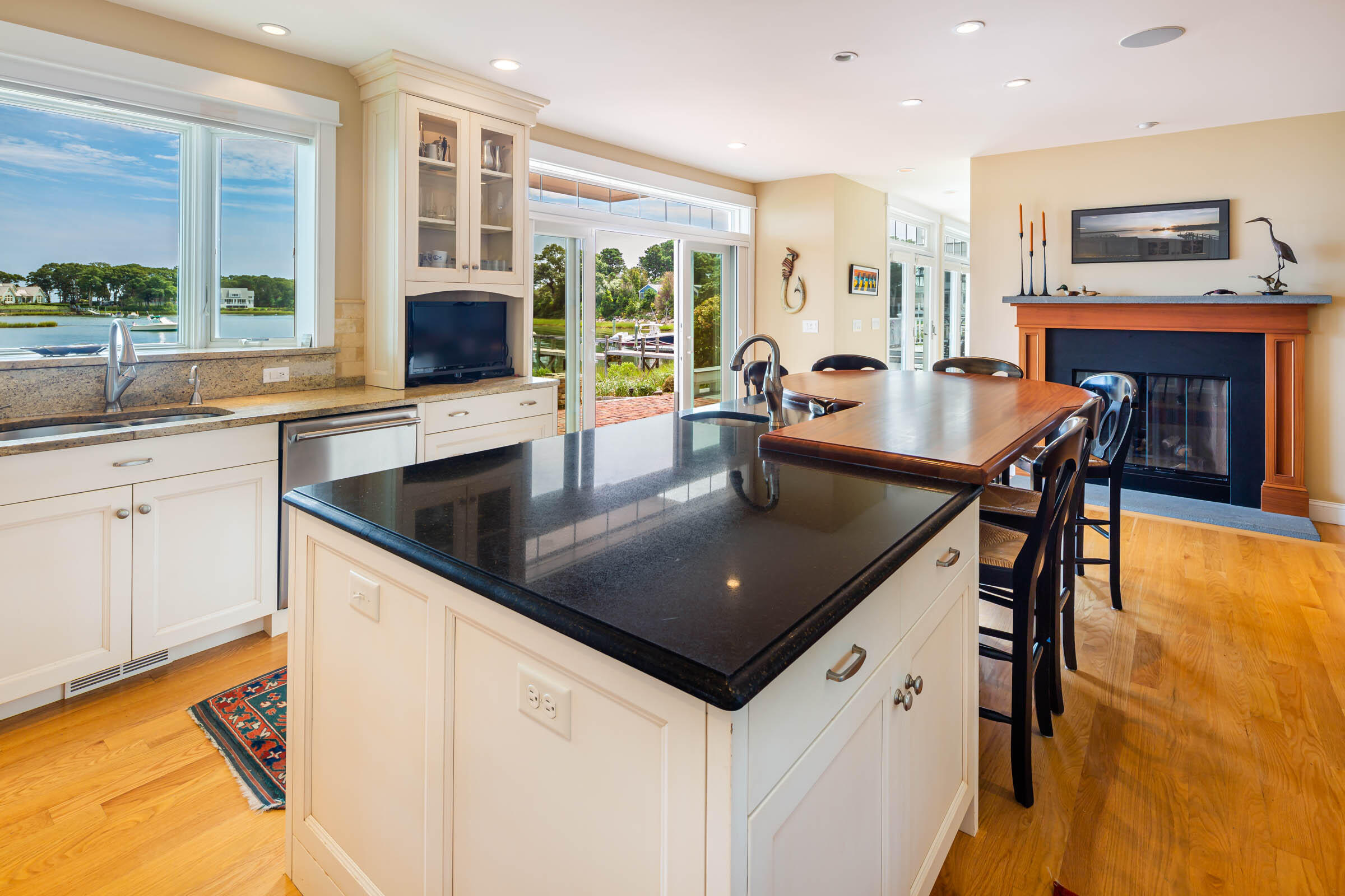 181 Daniels Island Road Mashpee MA 02649