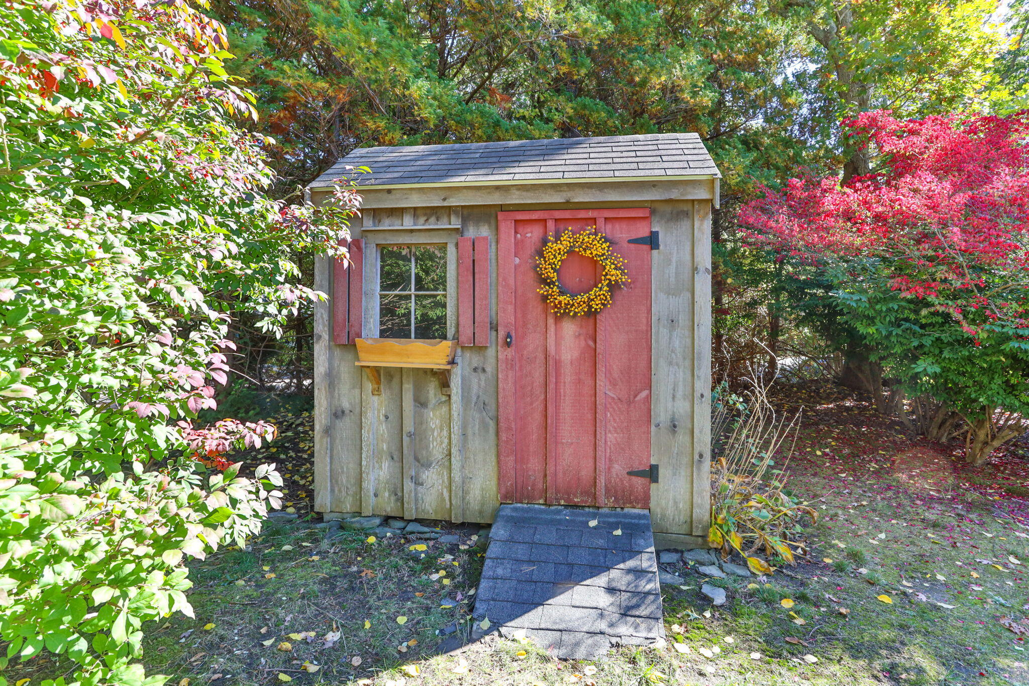 2 Spectacle Road East Sandwich MA 02537