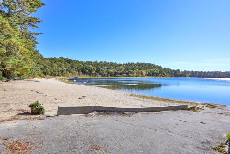 2 Spectacle Road East Sandwich MA 02537