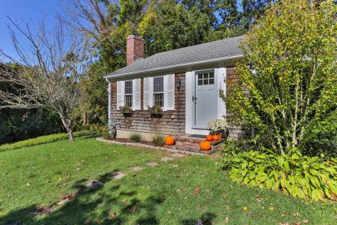2 Spectacle Road East Sandwich MA 02537