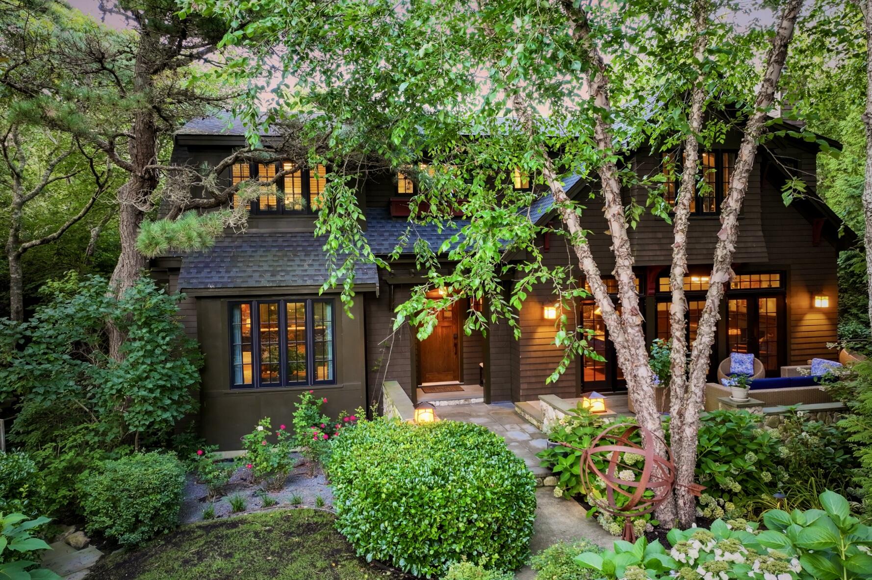 12 Somerset Road Provincetown MA 02657