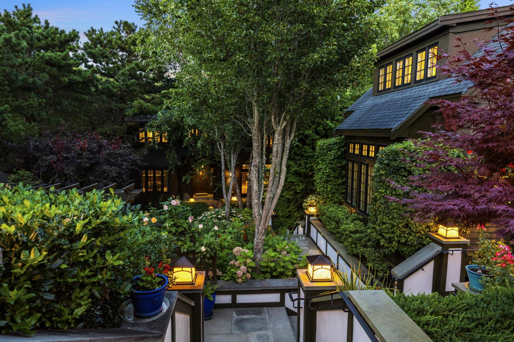 12 Somerset Road Provincetown MA 02657