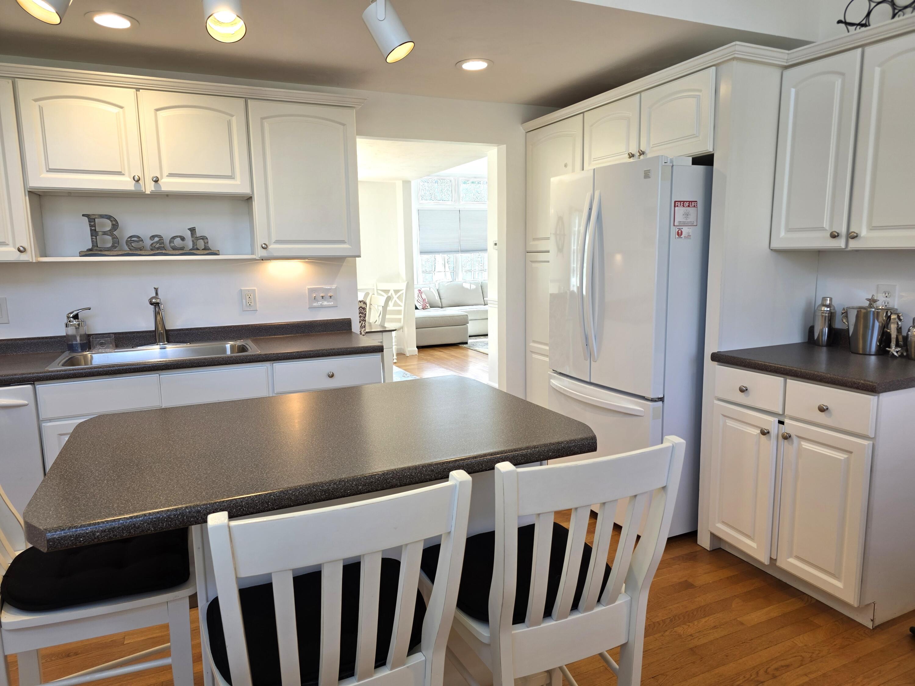 31 Falling Leaf Lane Osterville MA 02655