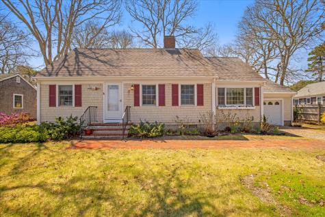 73 Pond Street Dennis MA 02670