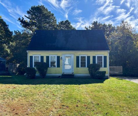 12 Sherwood Lane Sandwich MA 02563