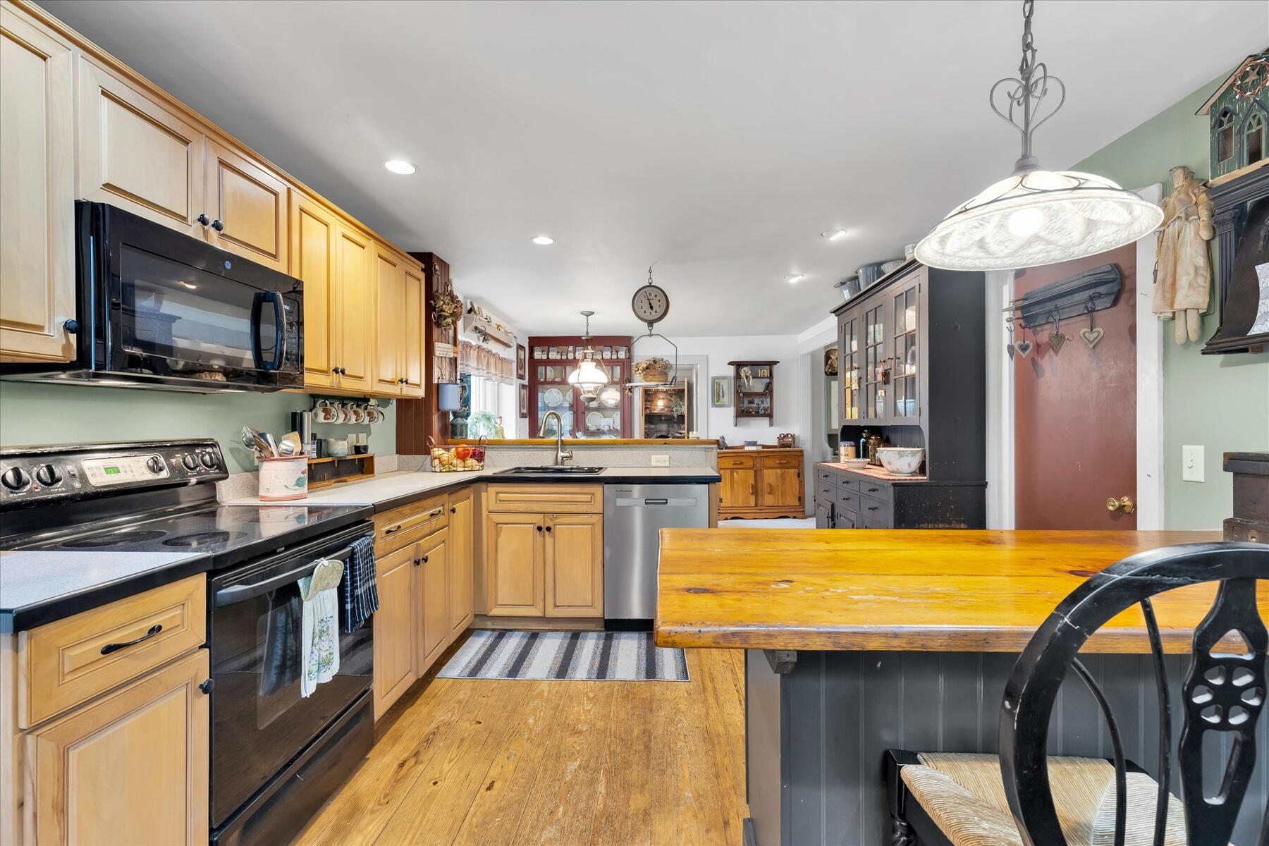 643 Main Street Harwich MA 02645