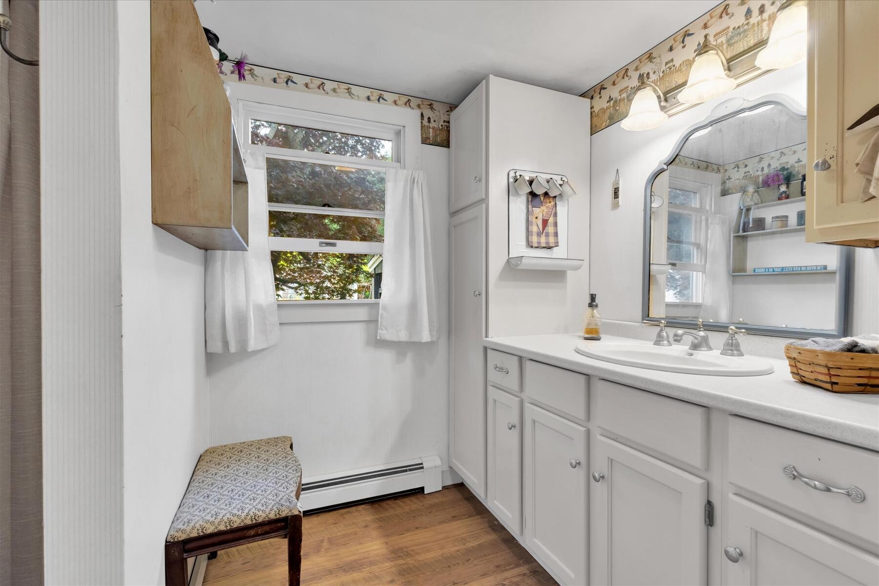 643 Main Street Harwich MA 02645