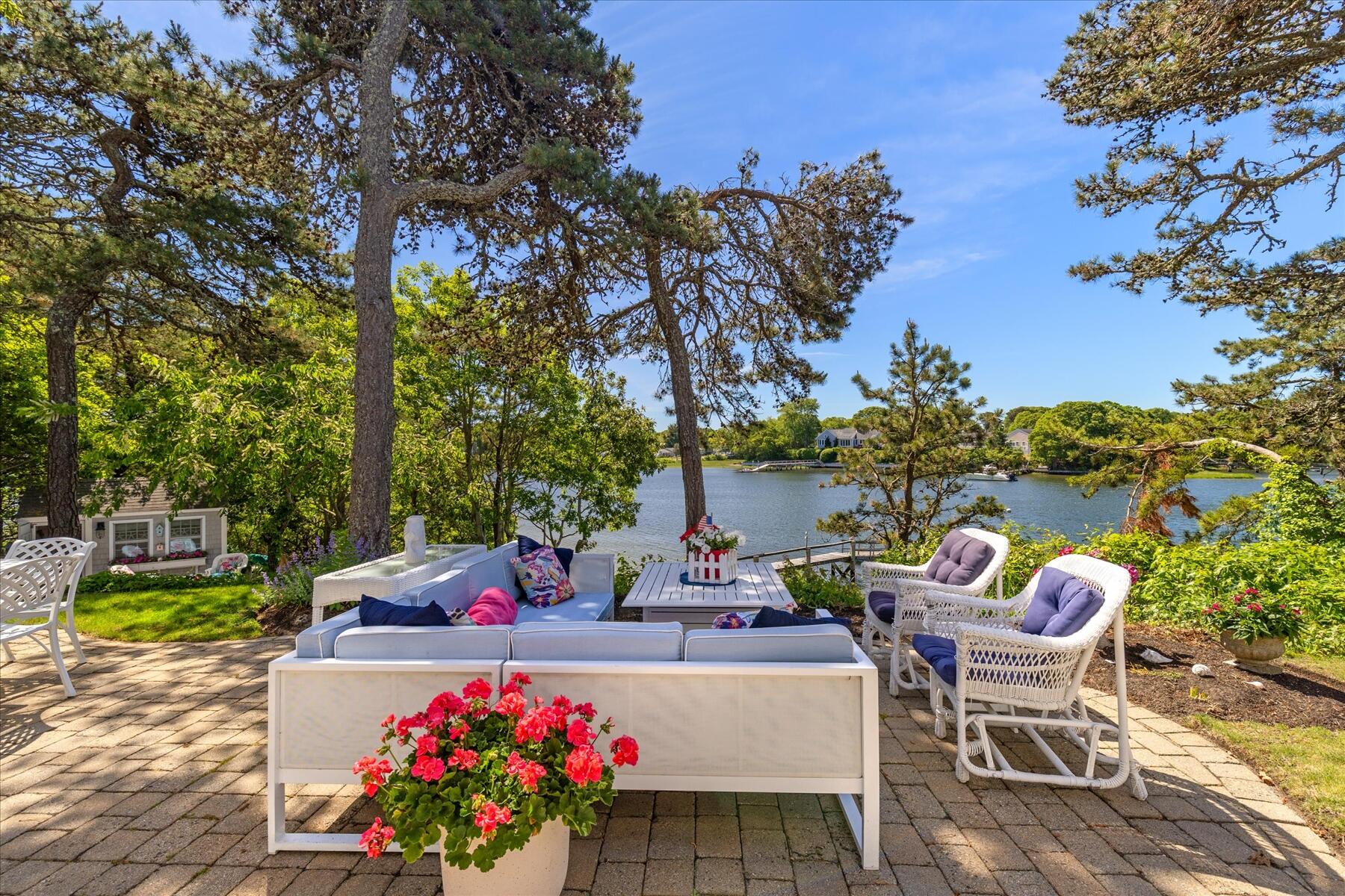17 Cove Lane West Dennis MA 02670