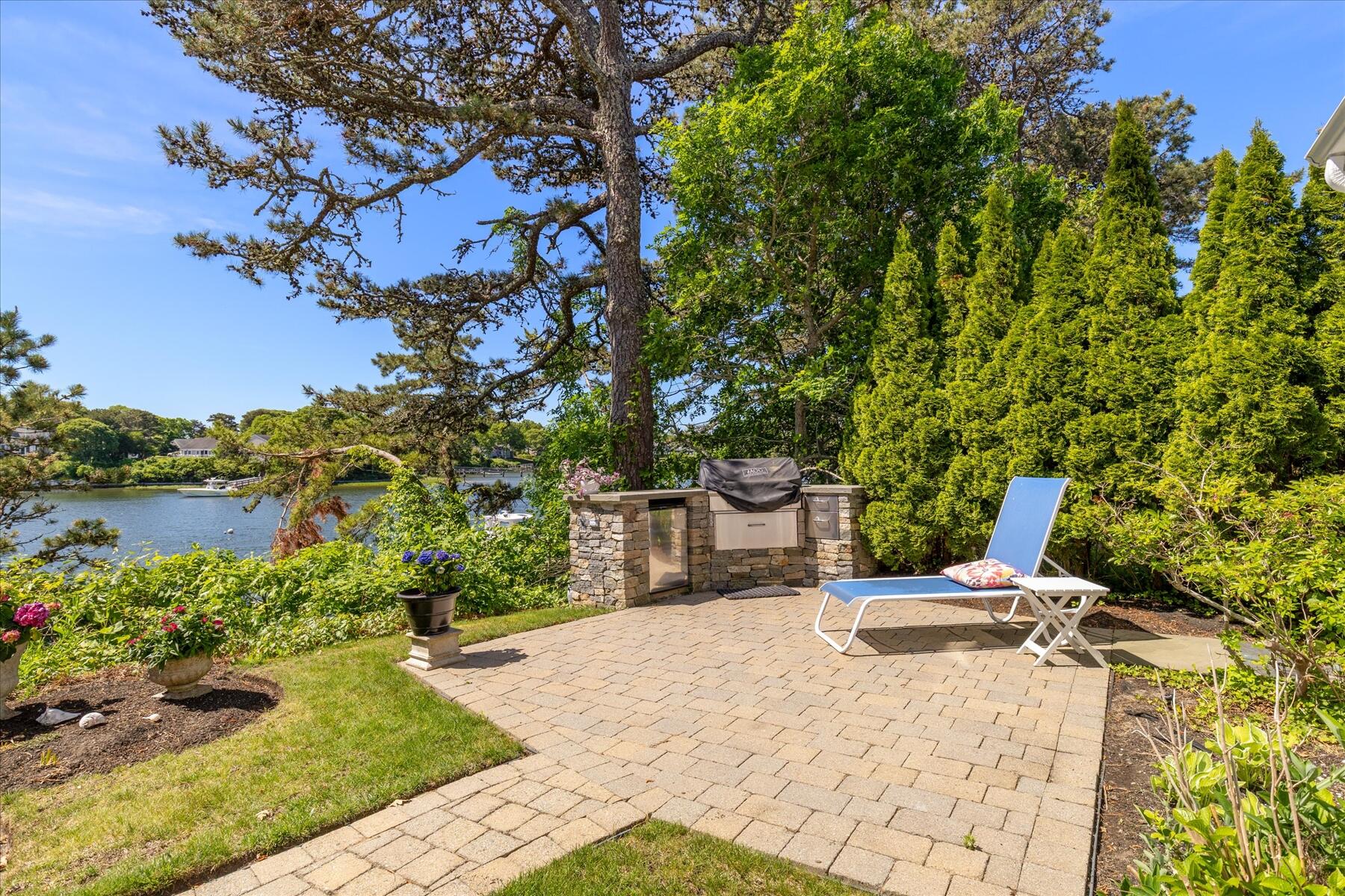 17 Cove Lane West Dennis MA 02670