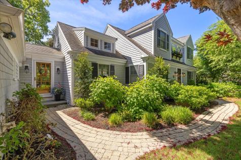 17 Cove Lane Dennis MA 02670