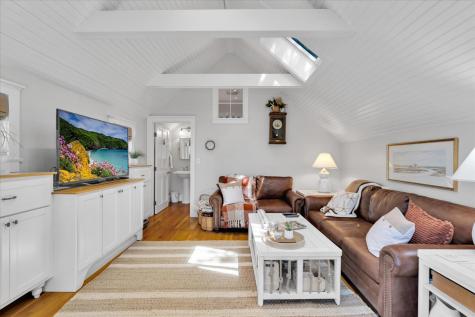 17 Cove Lane Dennis MA 02670