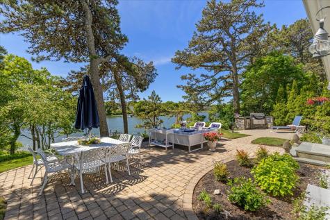 17 Cove Lane Dennis MA 02670