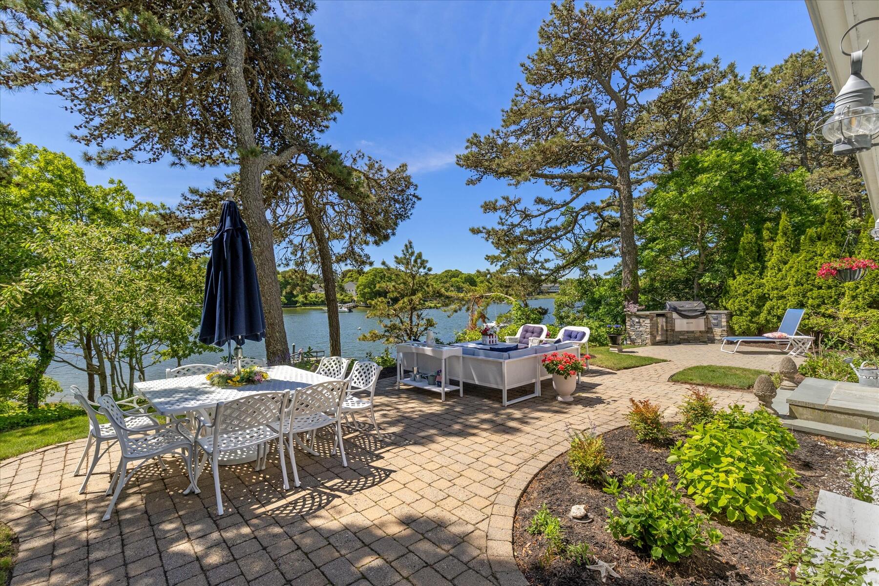 17 Cove Lane West Dennis MA 02670