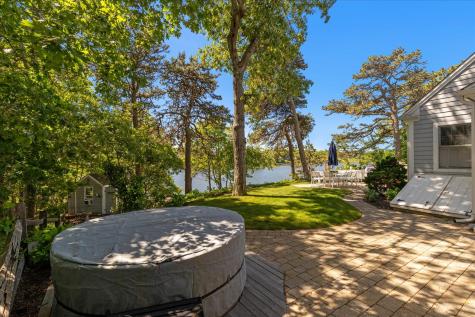 17 Cove Lane Dennis MA 02670