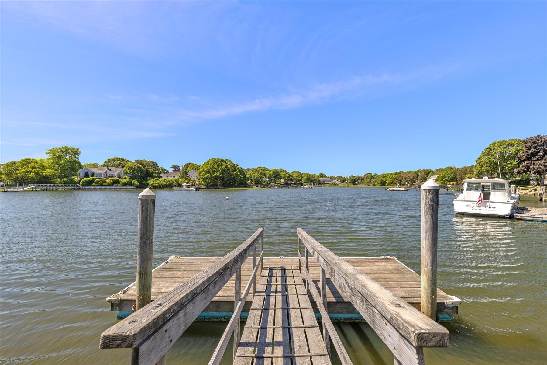 17 Cove Lane West Dennis MA 02670