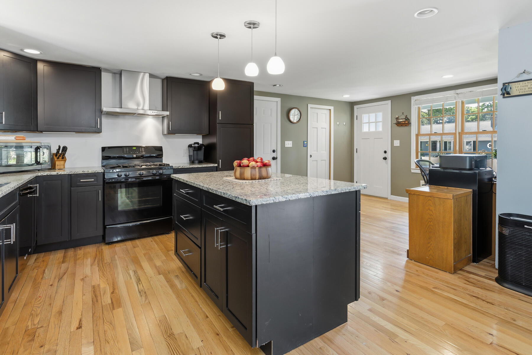 10 Templeton Place West Yarmouth MA 02673