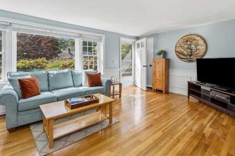 10 Templeton Place West Yarmouth MA 02673