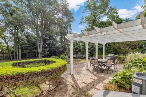 112 Osterville West Barnstable Road Osterville MA 02655
