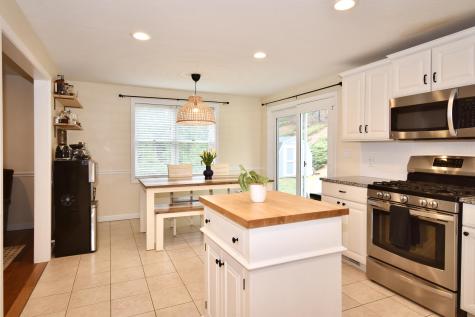 8 Pickerel Way Sandwich MA 02644