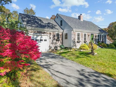 18 Carlton Road Bourne MA 02532
