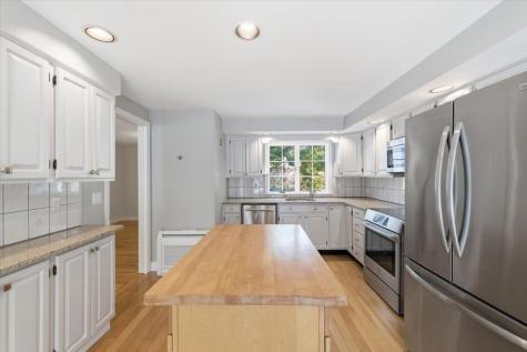 34 Marla Lane Falmouth MA 02536