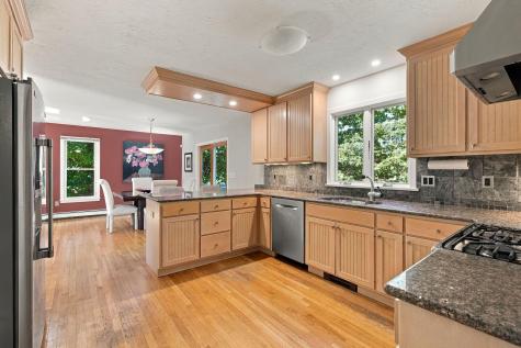 65 Maple Lane Brewster MA 02631