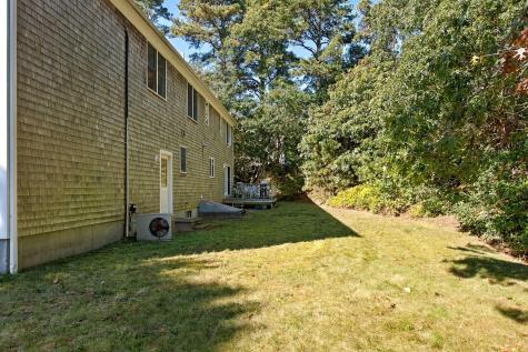 65 Maple Lane Brewster MA 02631