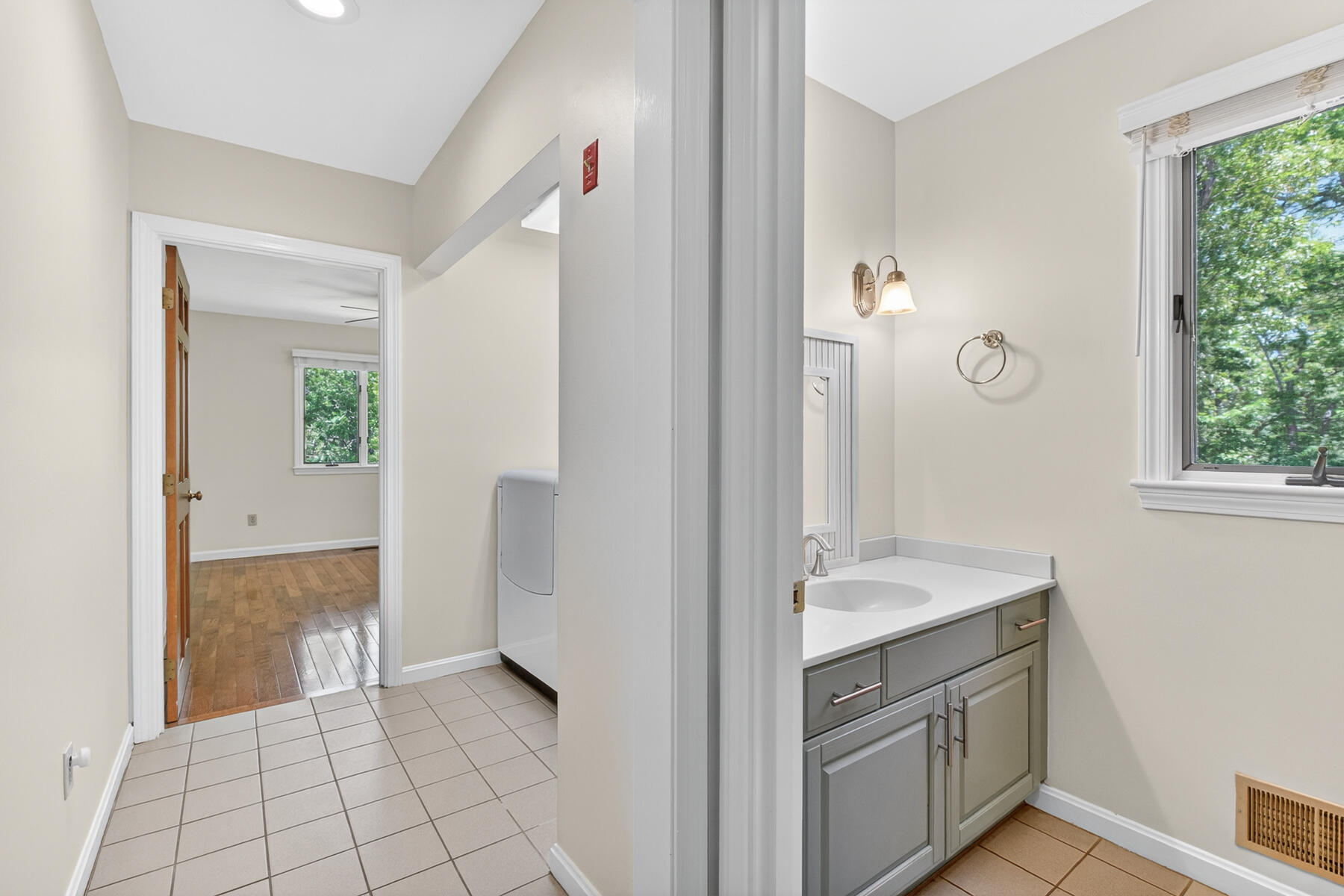 1 Punch Bowl Drive Falmouth MA 02540