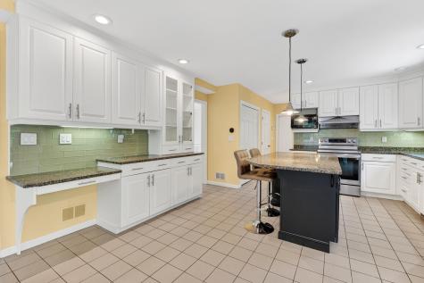 1 Punch Bowl Drive Falmouth MA 02540
