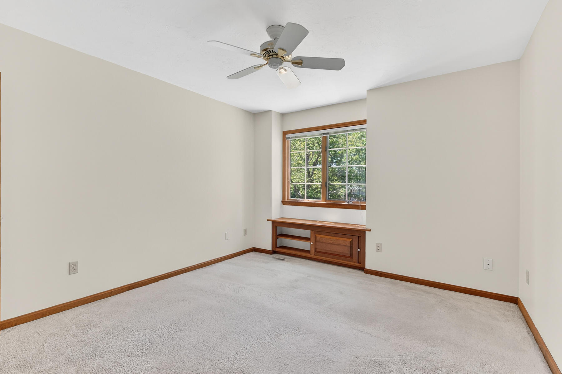 1 Punch Bowl Drive Falmouth MA 02540