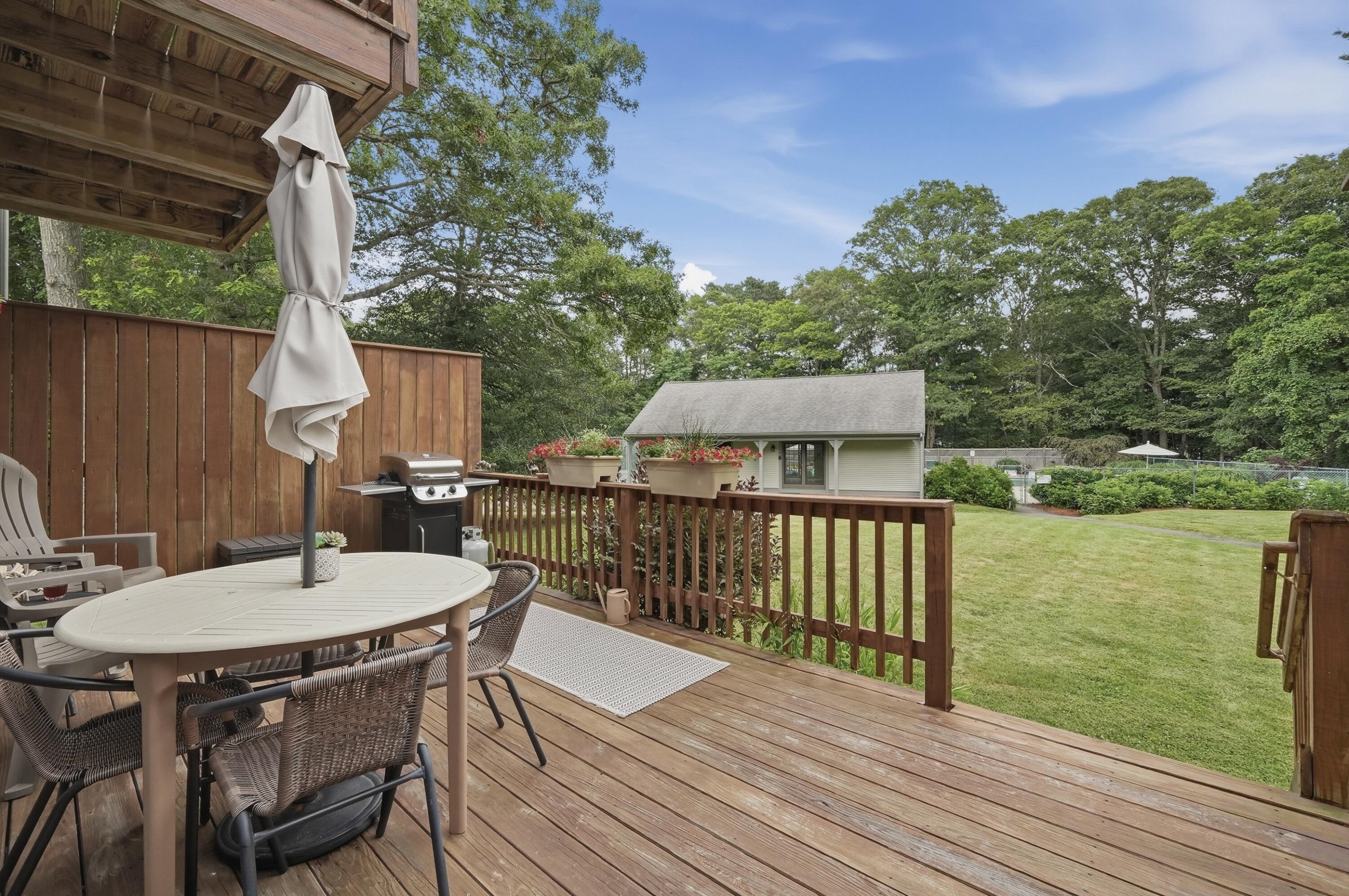 35 Santuit Pond Way Mashpee MA 02649