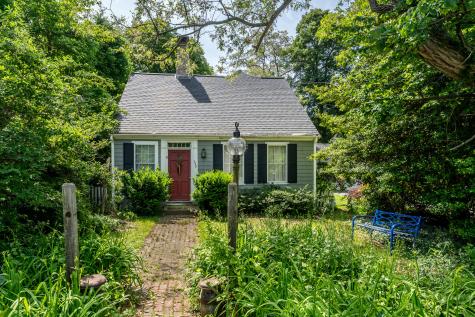 228 Phinneys Lane Barnstable MA 02632