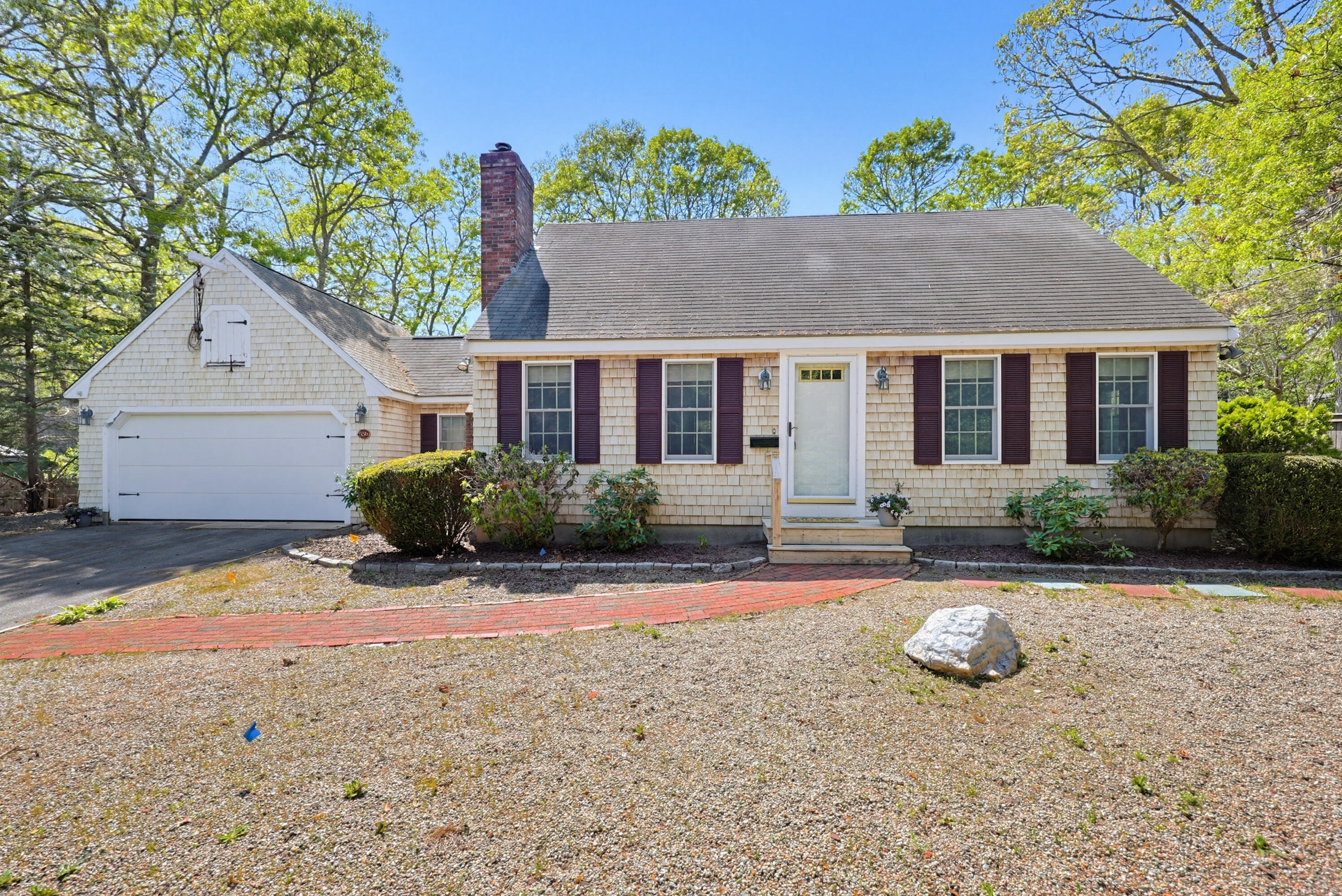 556 Cotuit Road Mashpee MA 02649
