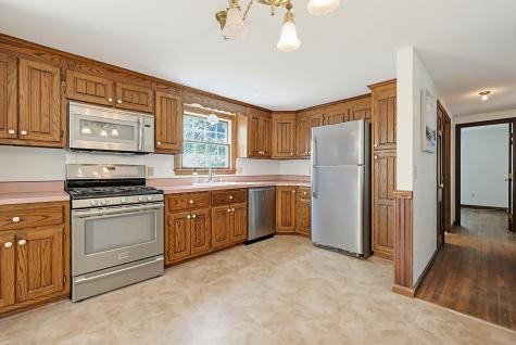 556 Cotuit Road Mashpee MA 02649