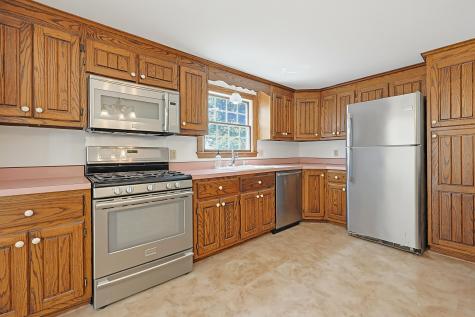 556 Cotuit Road Mashpee MA 02649