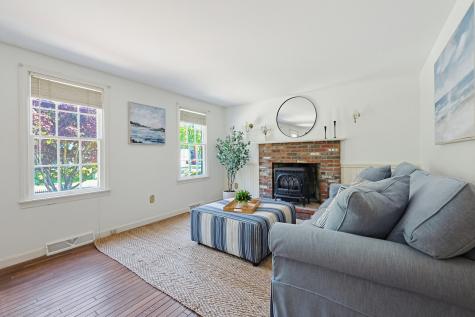 556 Cotuit Road Mashpee MA 02649