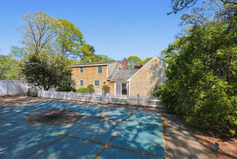 556 Cotuit Road Mashpee MA 02649