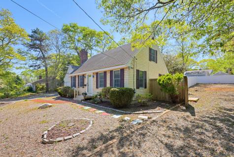556 Cotuit Road Mashpee MA 02649