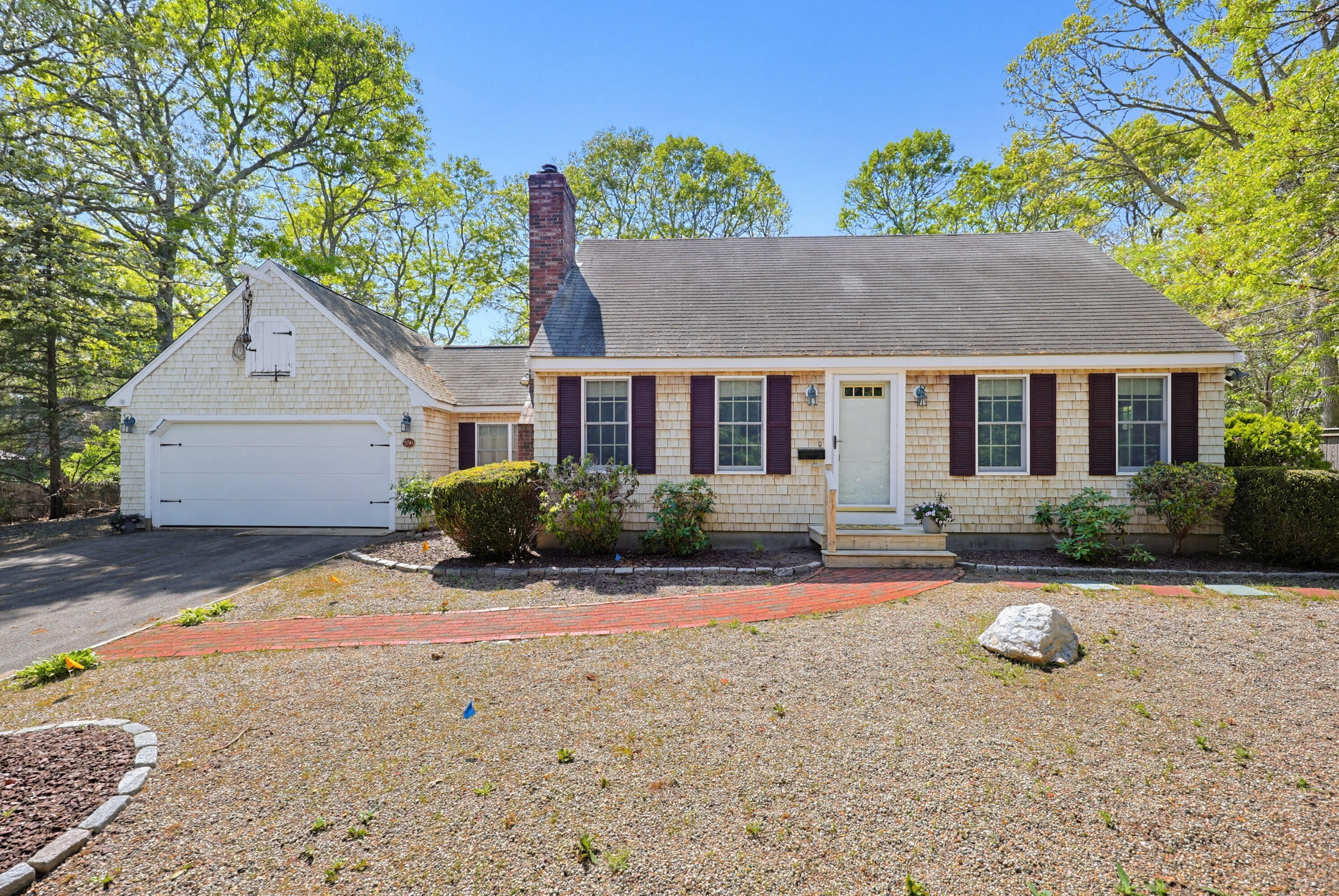 556 Cotuit Road Mashpee MA 02649