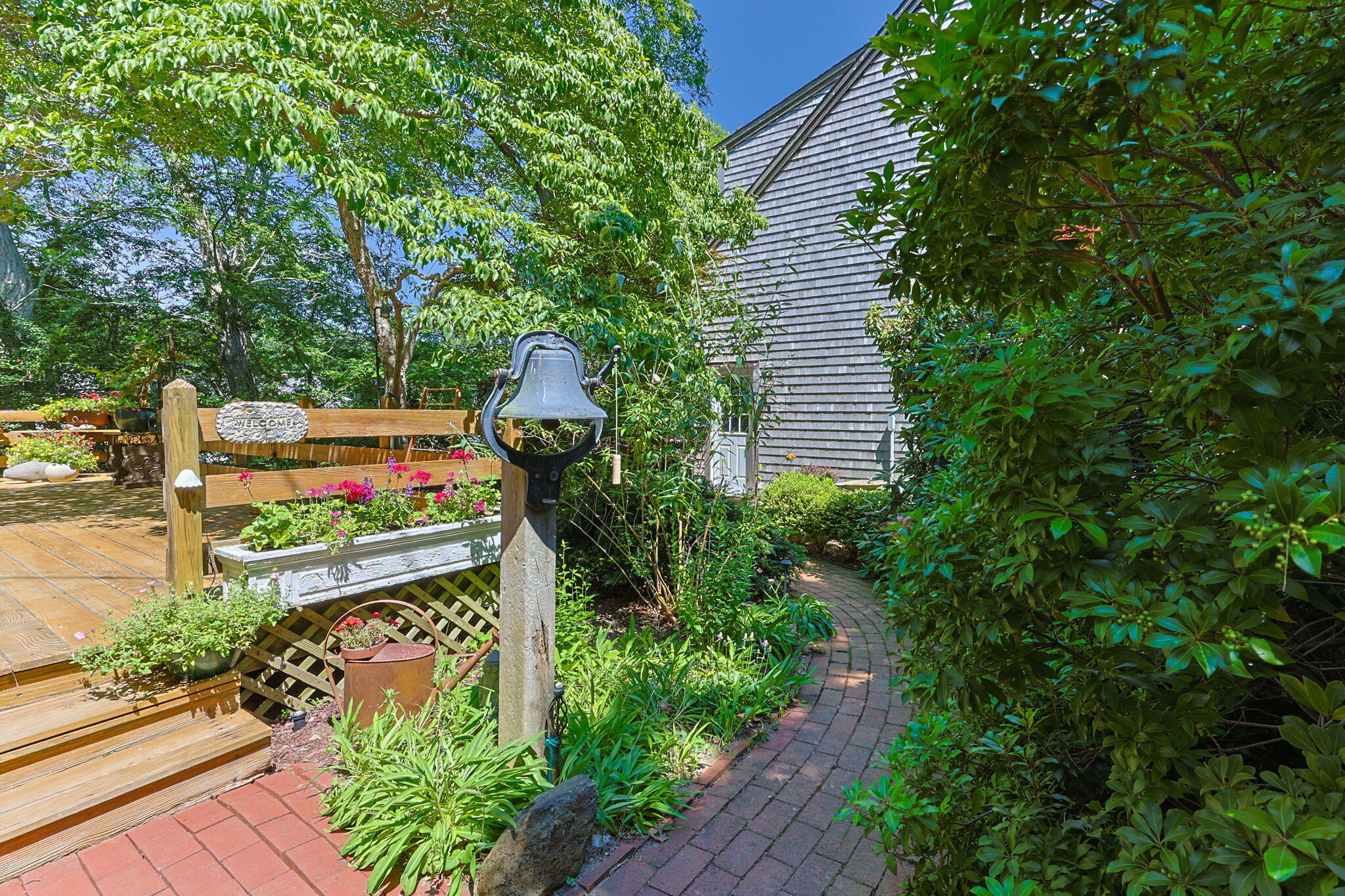 10 Bradford Lane Eastham MA 02642