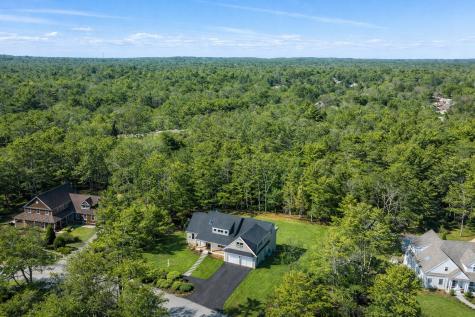 10 Dawson Way Falmouth MA 02536