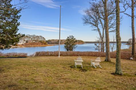 52 Old Dock Lane Mashpee MA 02649
